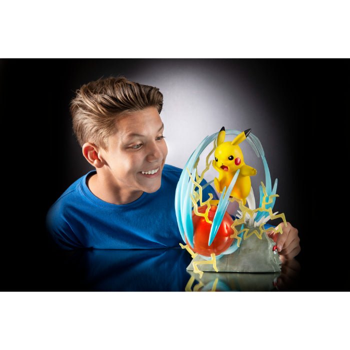 Pokemon select deluxe collector statue pikachu - Pocko Monsters